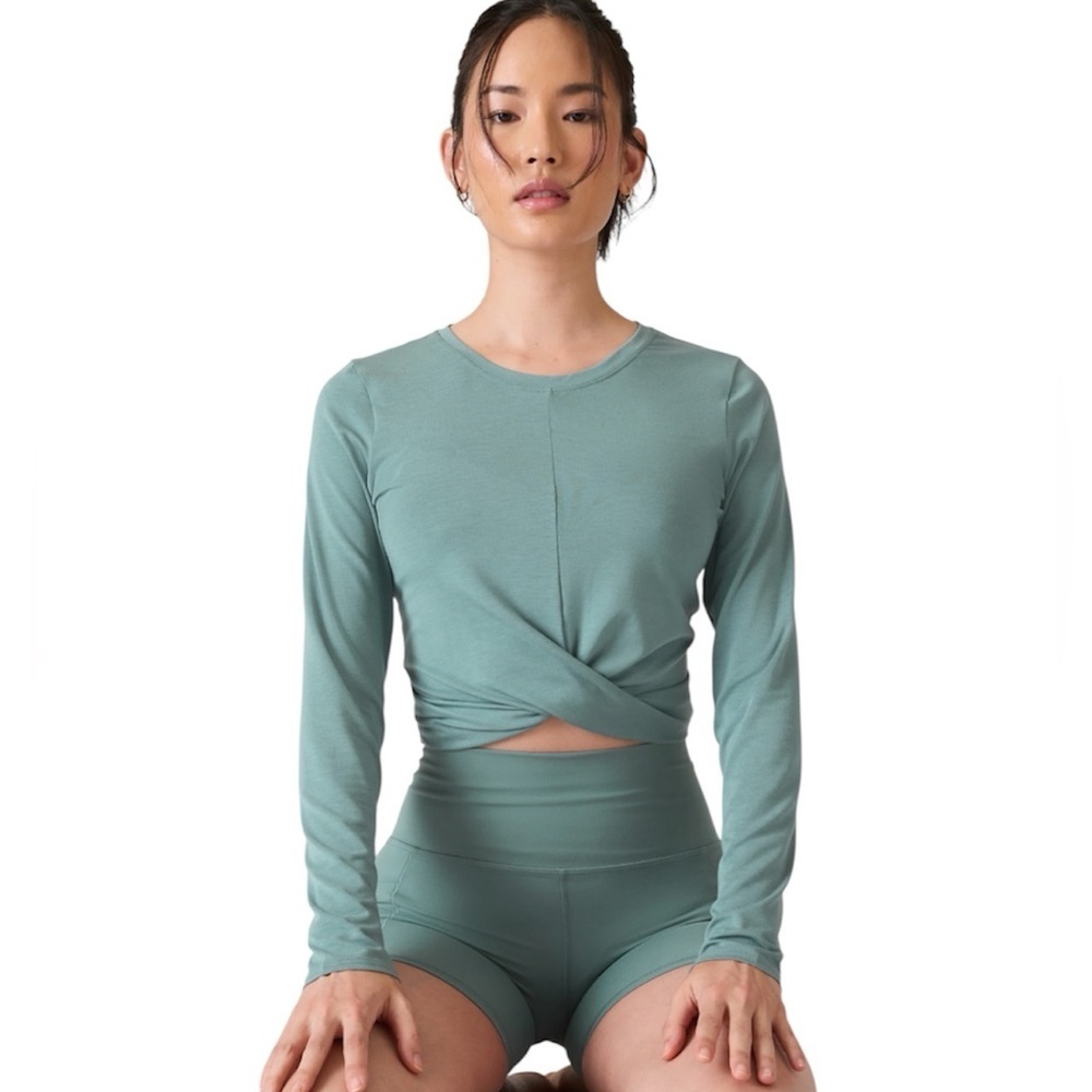 ATHLETA Twist Front Yoga Top Size XS